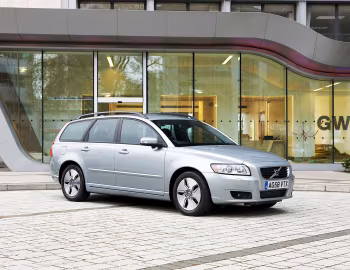 Volvo V50 1.6D DRIVe [UK-spec] '05–09.2010