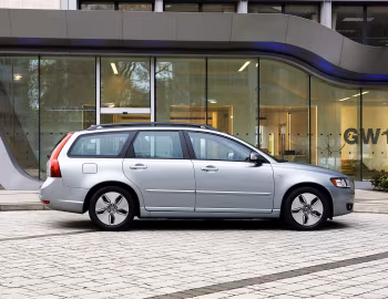 Volvo V50 1.6D DRIVe [UK-spec] '05–09.2010