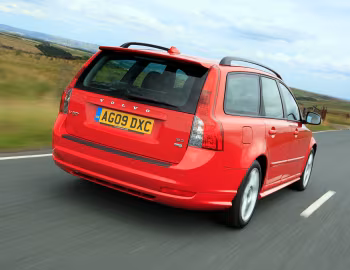 Volvo V50 DRIVe R-Design [UK-spec] '2009–10