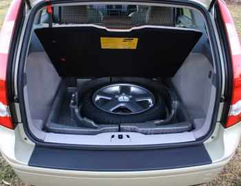 Багажнік Volvo V50 T5 [Australia] '2005–07