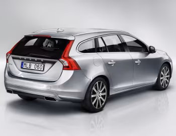Volvo V60 [Worldwide] '2013–18