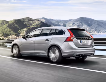Volvo V60 [Worldwide] '2013–18