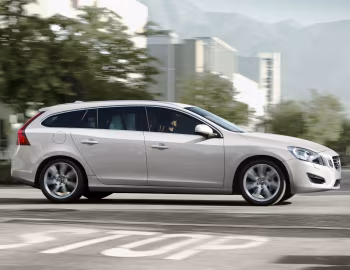 Volvo V60 [Worldwide] '2010–13