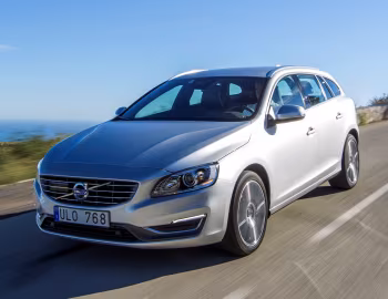 Volvo V60 D4 [Worldwide] '2013–18