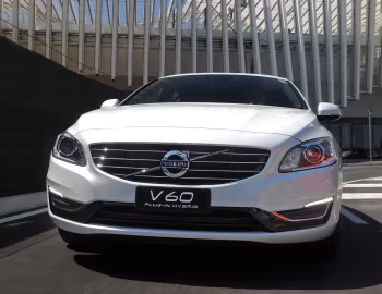 Volvo V60 D6 Plug-In Hybrid [Worldwide] '2013–18
