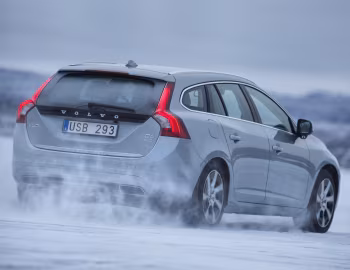 Volvo V60 D6 Plug-In Hybrid [Worldwide] '2012–13