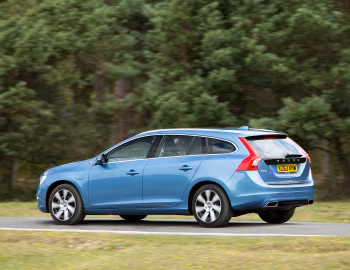 Volvo V60 D6 Plug-In Hybrid [UK-spec] '2013–18