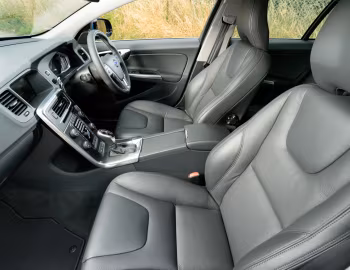 Interior Volvo V60 D6 Plug-In Hybrid [UK-spec] '2013–18