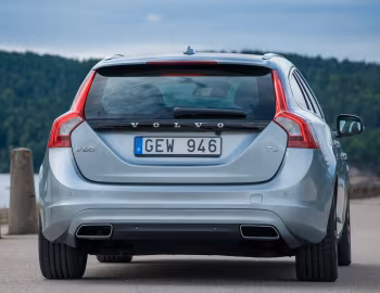 Volvo V60 T6 [Worldwide] '2013–18