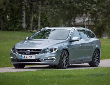 Volvo V60 T6 [Worldwide] '2013–18