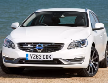 Volvo V60 [UK-spec] '2013–18