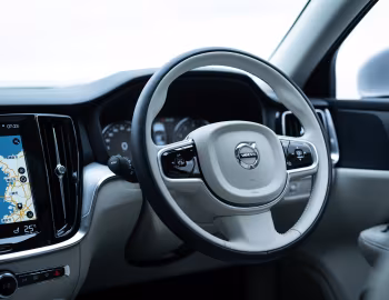 Interior Volvo V60 B4 Momentum [Japan] '2020–pr.