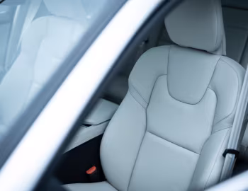 Intérieur Volvo V60 B4 Momentum [Japan] '2020–pr.