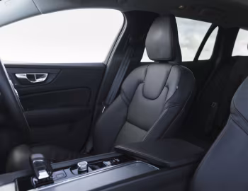 Intérieur Volvo V60 B5 AWD Cross Country [UK-spec] '2021–pr.