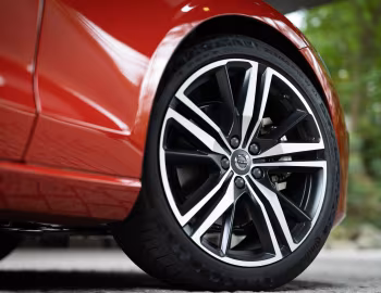 Volvo V60 B5 R-Design [Japan] '2020–pr.