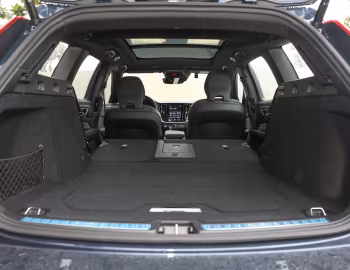 Coffre Volvo V60 B5 R-Design [Taiwan] '2021–pr.