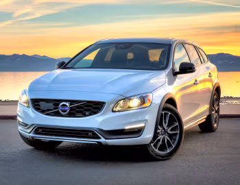 2015–18 Volvo V60 T5 Cross Country [North America] '2015–18