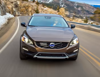 2015–18 Volvo V60 T5 Cross Country [North America] '2015–18