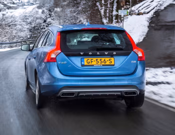 Volvo V60 D2 [Worldwide] '2013–18