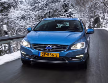 Volvo V60 D2 [Worldwide] '2013–18