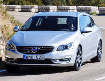 Volvo V60 D4 [Worldwide] '2013–18