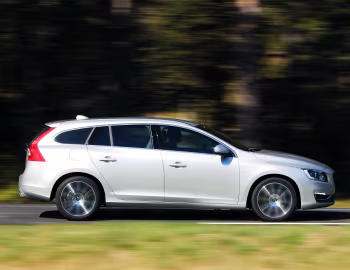 Volvo V60 D4 [Worldwide] '2013–18