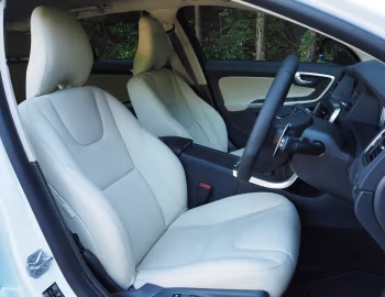 Intérieur Volvo V60 D4 Cross Country [Japan] '2015–18