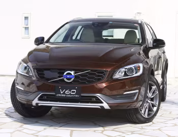 Volvo V60 D4 Cross Country [Japan] '2015–18