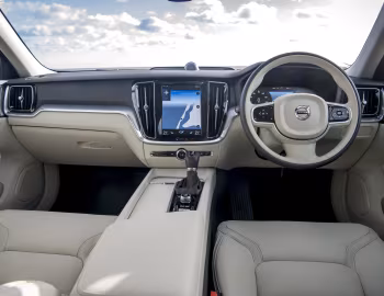 Panneau avant Volvo V60 D4 Cross Country [UK-spec] '2019–pr.