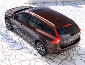 Volvo V60 D4 Cross Country [Japan] '2015–18