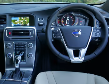 Painel frontal Volvo V60 D4 Cross Country [Japan] '2015–18