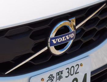 Logotipo Volvo V60 D4 Cross Country [Japan] '2015–18