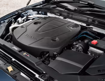 Sous la capuche Volvo V60 D4 Inscription [UK-spec] '2018–pr.