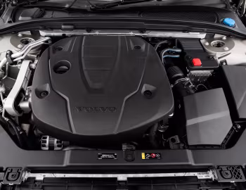 Sous la capuche Volvo V60 D4 Momentum [UK-spec] '2018–pr.