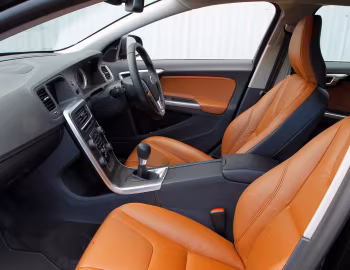 Interior Volvo V60 D5 [UK-spec] '2010–13