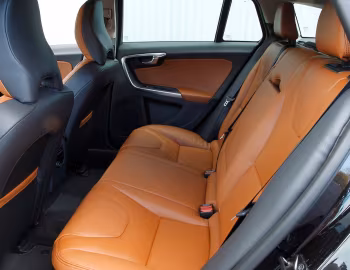 Interior Volvo V60 D5 [UK-spec] '2010–13