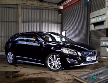 Volvo V60 D5 [UK-spec] '2010–13