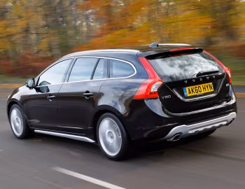 Volvo V60 D5 [UK-spec] '2010–13