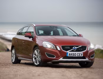Volvo V60 D5 [UK-spec] '2010–13