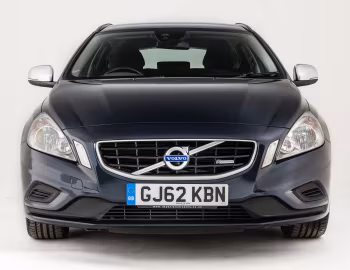 Volvo V60 D5 R-Design [UK-spec] '2010–13