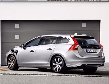 Volvo V60 D6 Plug-In Hybrid [Worldwide] '2012–13