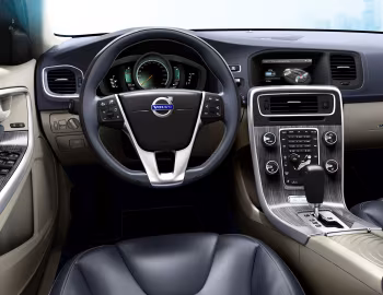 Panneau avant Volvo V60 Plug-In Hybrid Prototype '03.2011