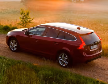 Volvo V60 T3 [Worldwide] '2010–13