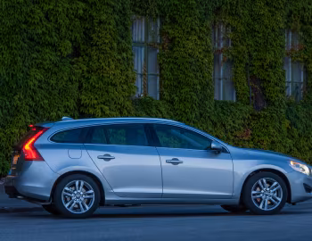 Volvo V60 T5 [Worldwide] '2010–13