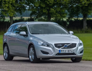 Volvo V60 T5 [Worldwide] '2010–13