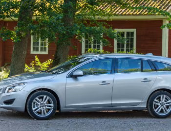 Volvo V60 T5 [Worldwide] '2010–13