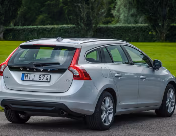 Volvo V60 T5 [Worldwide] '2010–13