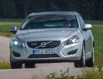 Volvo V60 T5 [Worldwide] '2010–13