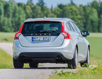 Volvo V60 T5 [Worldwide] '2010–13