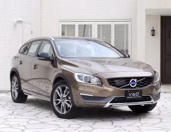 Volvo V60 T5 Cross Country [Japan] '2015–18